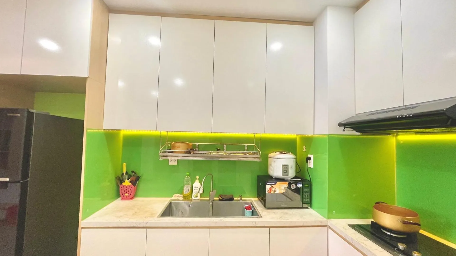 Apartment Sunrise City View 2 Phong 2Wc Su Dung Ho Boi, Phong Gym Mien Phi Ho Chi Minh City Vietnam