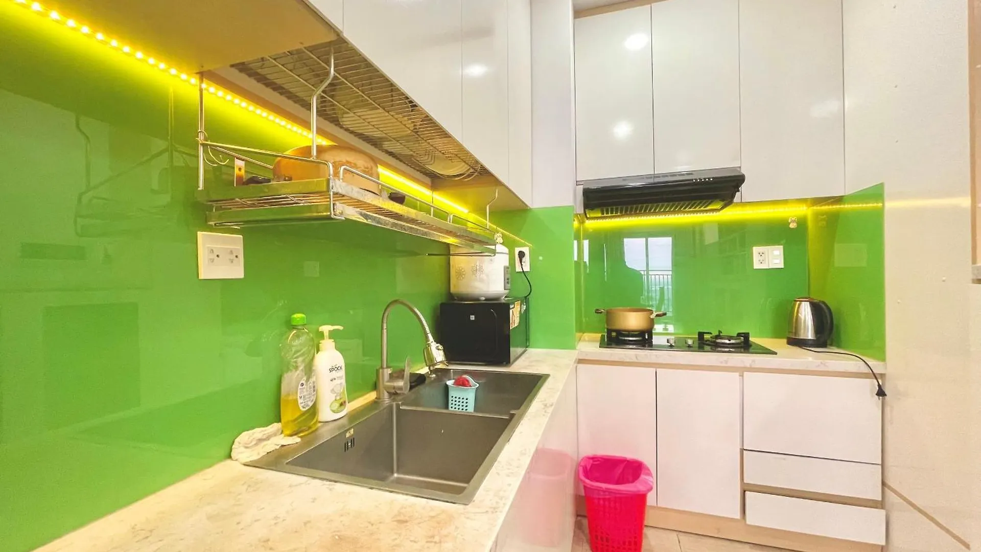 Sunrise City View 2 Phong 2Wc Su Dung Ho Boi, Phong Gym Mien Phi Ho Chi Minh City